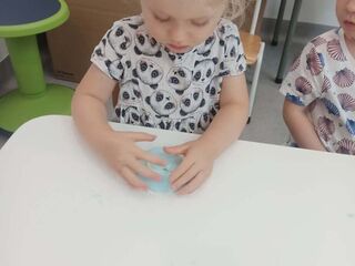 15e019d3 5af3 4234 8af5 e39db55c8984