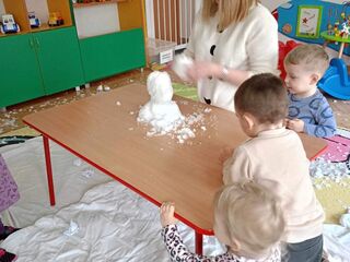 E6AA9FCC 61D5 45AE 90A1 86DA7E1847C9