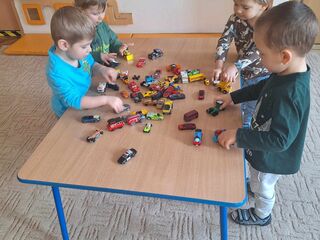 received 1119357492812977