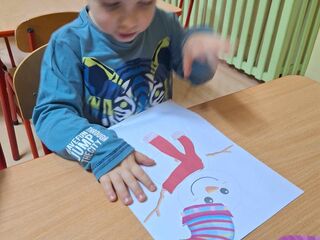 received 1443621139839095