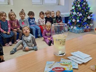 received 1899782057116741