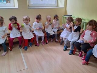 received 374294818572031