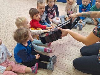 received 4353407521551768