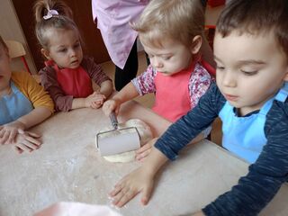 received 676702994677377