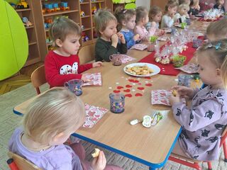 received 7662736197093276