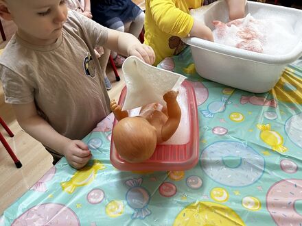 2E11CE77 A606 48B9 AA59 745163A2AA64