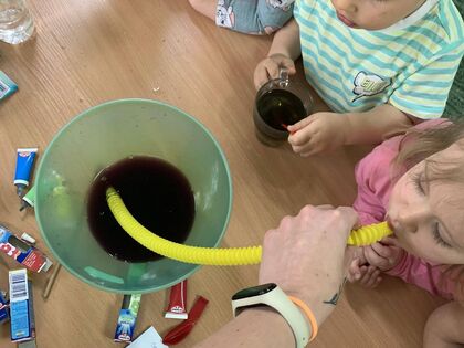 received 1264746124419235