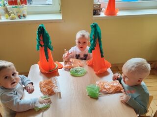 Screenshot 2024 04 15 19 40 11 551 com.miui.gallery