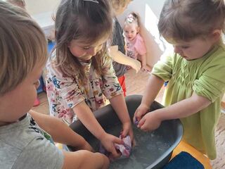 Messenger creation a9d2e860 0ea2 4e2c aea9 a903b9e2f8ff